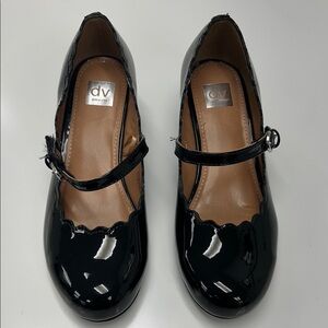DV by Dolce Vita Glossy Black Flats Girls Size 5 Never Worn perfect 4Holidays !